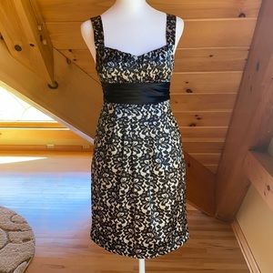 Silk dress with pockets
